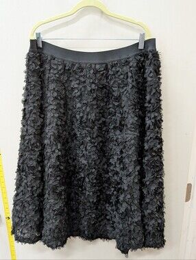 Mally Beauty Black Petal-Texture A-Line Skirt. New.